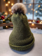 Bonnet kaki pom-pom brun