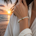 Bracelet perles blanches, vert satiné La fée bricole